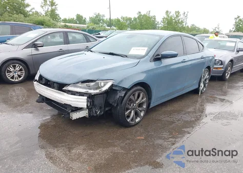 2015 Chrysler 200 S z USA, uszkodzony, nr VIN 1C3CCCBB5FN633971